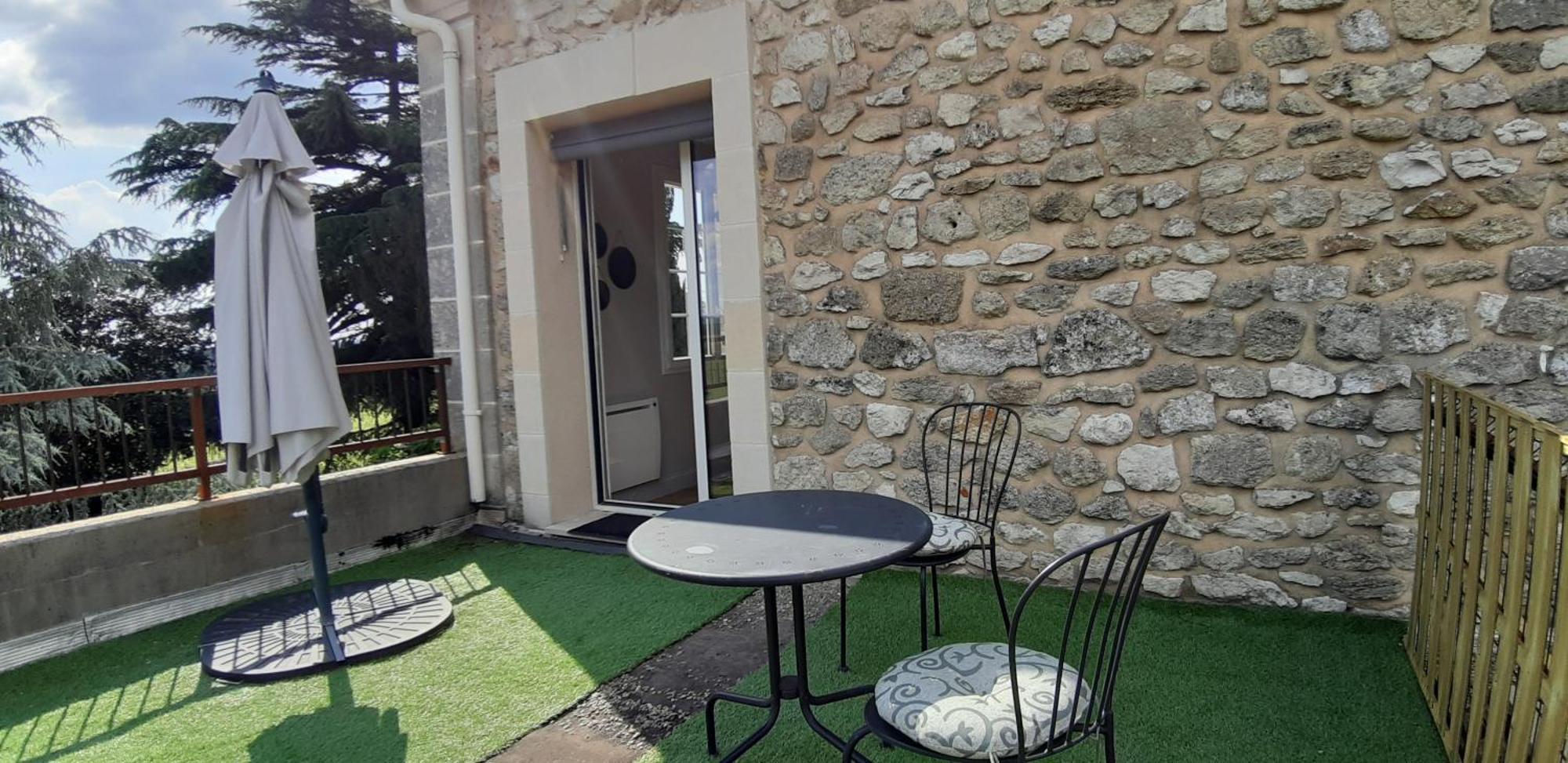 A L'Ombre De La Treille -Proche Saint-Emilion Bed & Breakfast Dış mekan fotoğraf